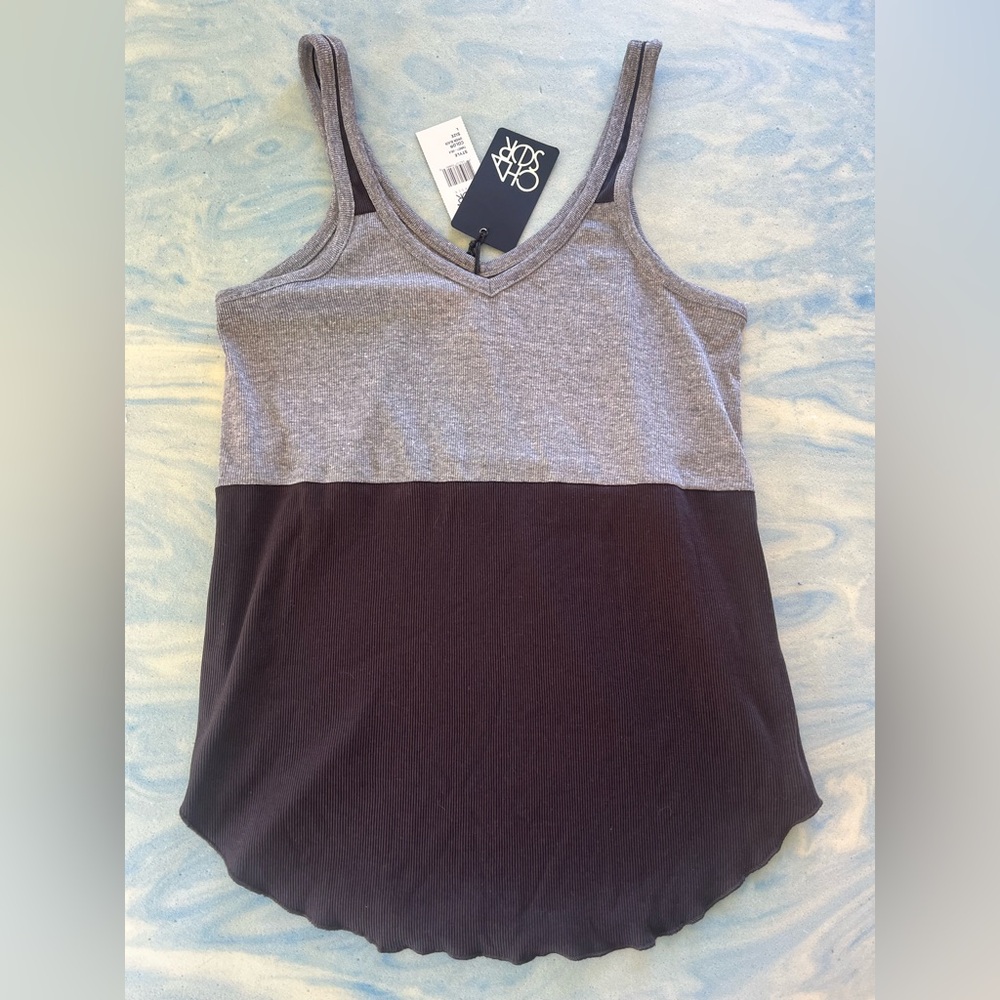 Chaser Gray and Black Women's Tank Top size LRG NWT